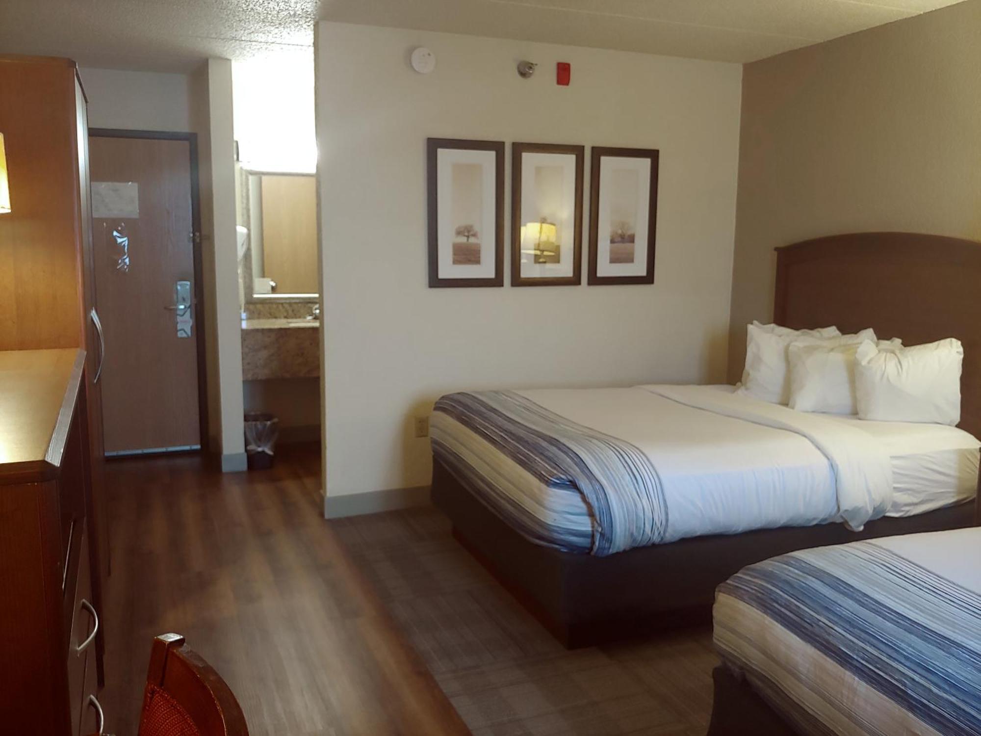 Americinn By Wyndham Dickinson Ngoại thất bức ảnh
