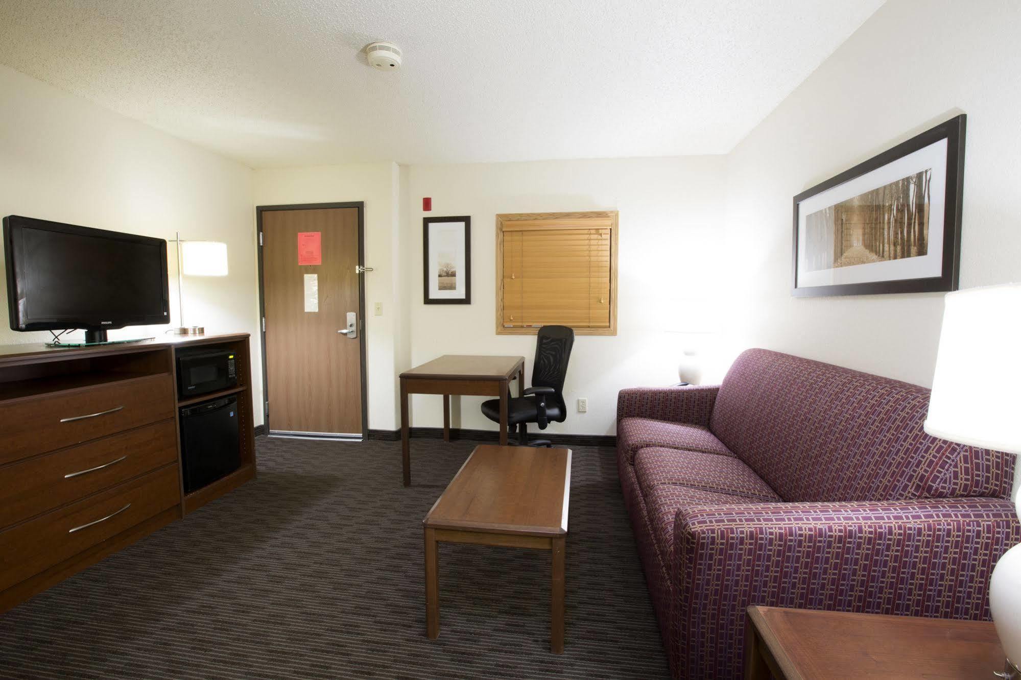 Americinn By Wyndham Dickinson Ngoại thất bức ảnh