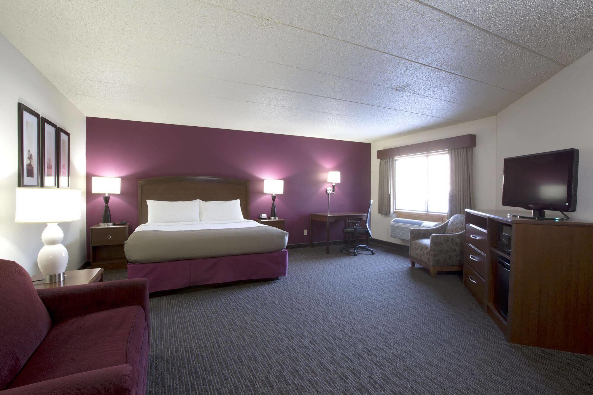 Americinn By Wyndham Dickinson Ngoại thất bức ảnh